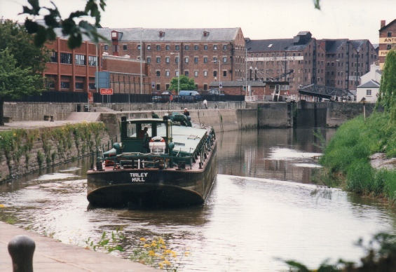 THE LAST GRAIN BARGES WORKING ON THE SEVERN.pdf